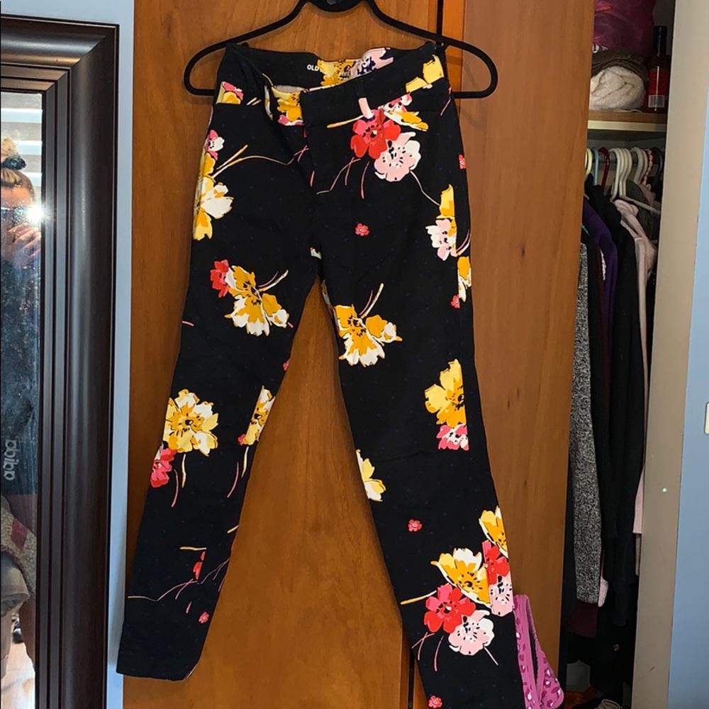 Floral Dress Pants: mid rise